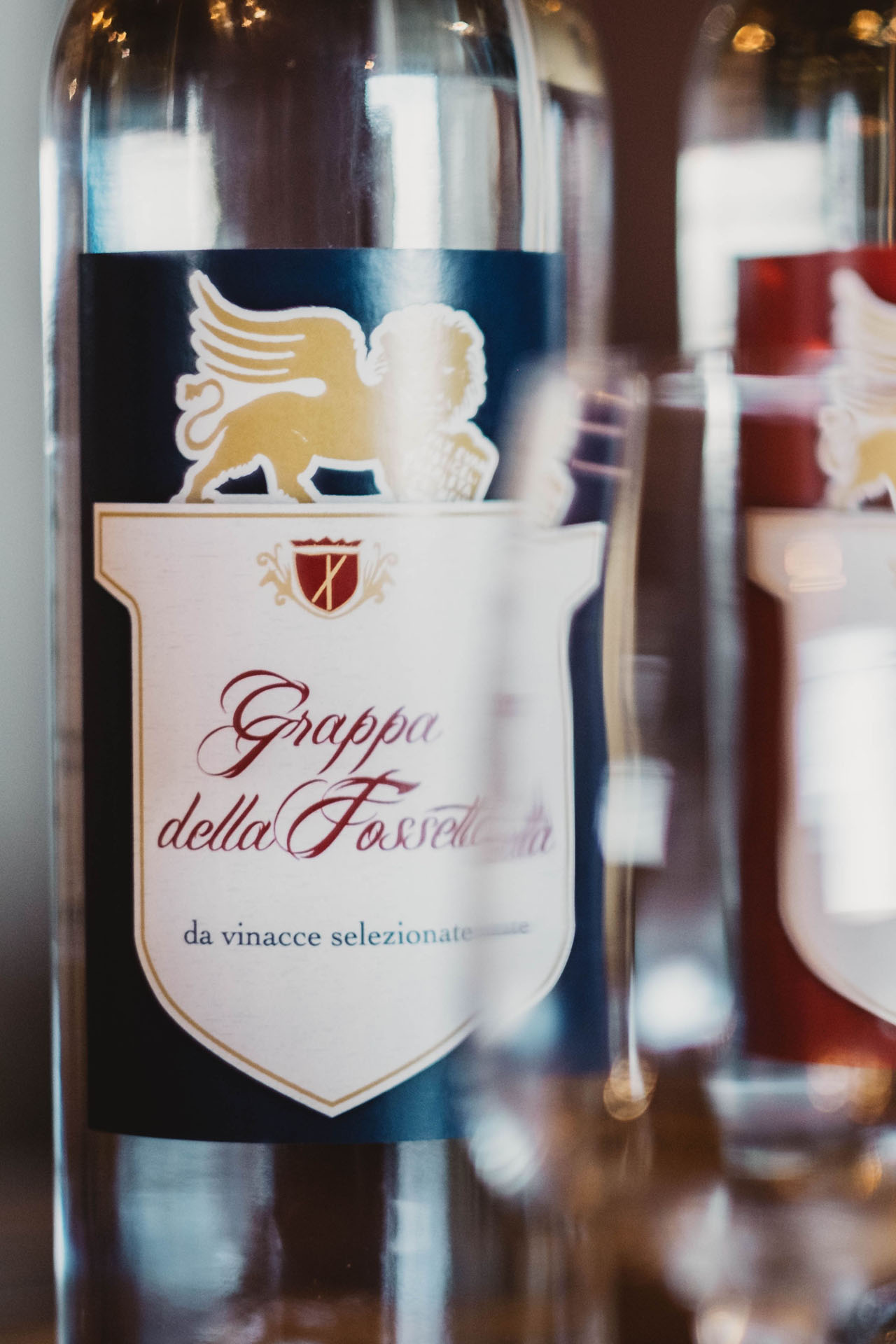 Grappa a marchio Fossetta, molto gradita dai nostri clienti.